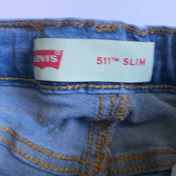 Levi’s Shorts - Picture 3 of 7